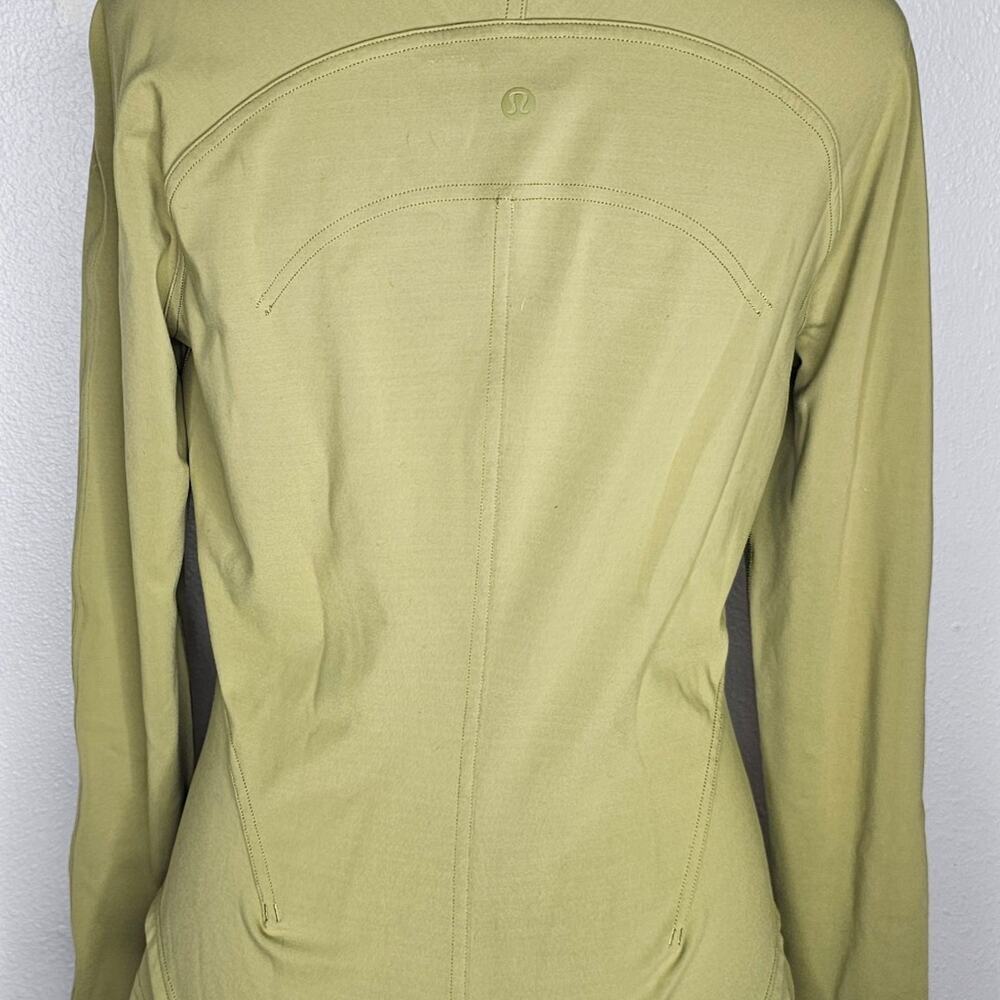 Lululemon Jacket - Picture 5 of 10